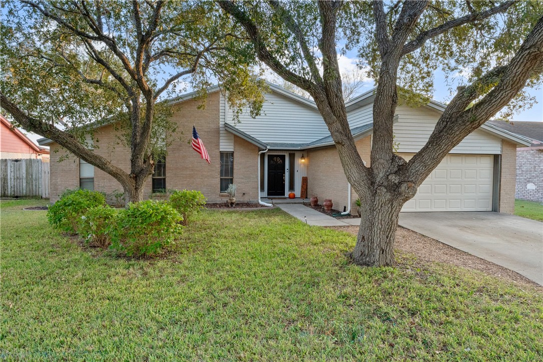 1213 Palm Avenue Kingsville TX 78363