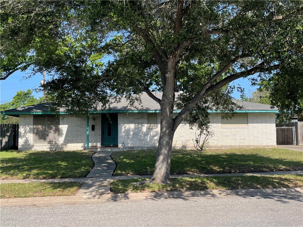 5406 Fresno Drive Corpus Christi TX 78411