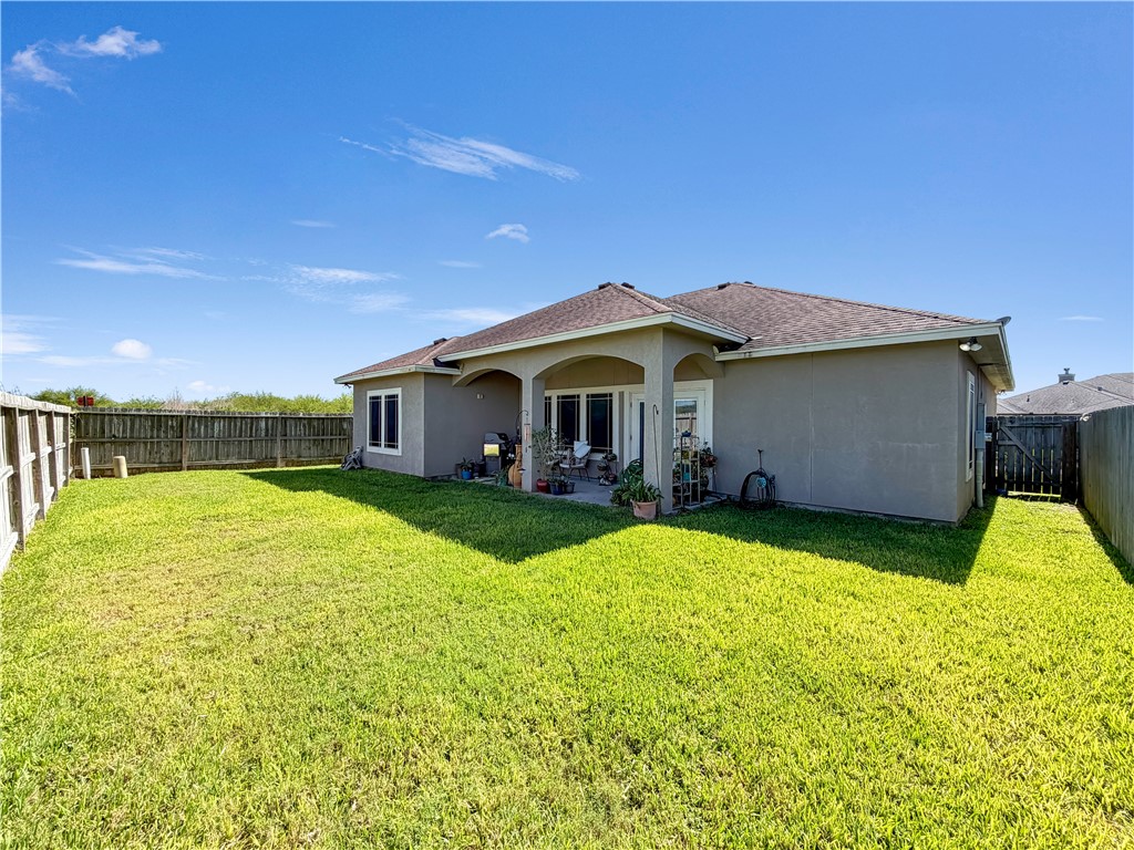 8130 King Henry Place Corpus Christi TX 78414
