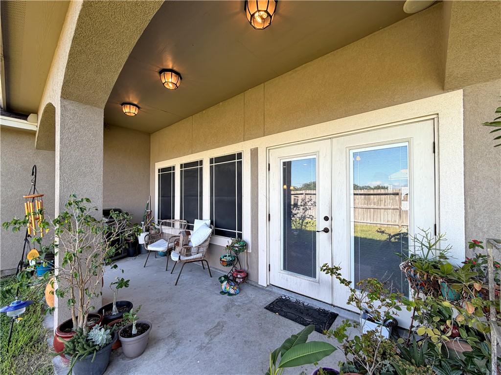 8130 King Henry Place Corpus Christi TX 78414