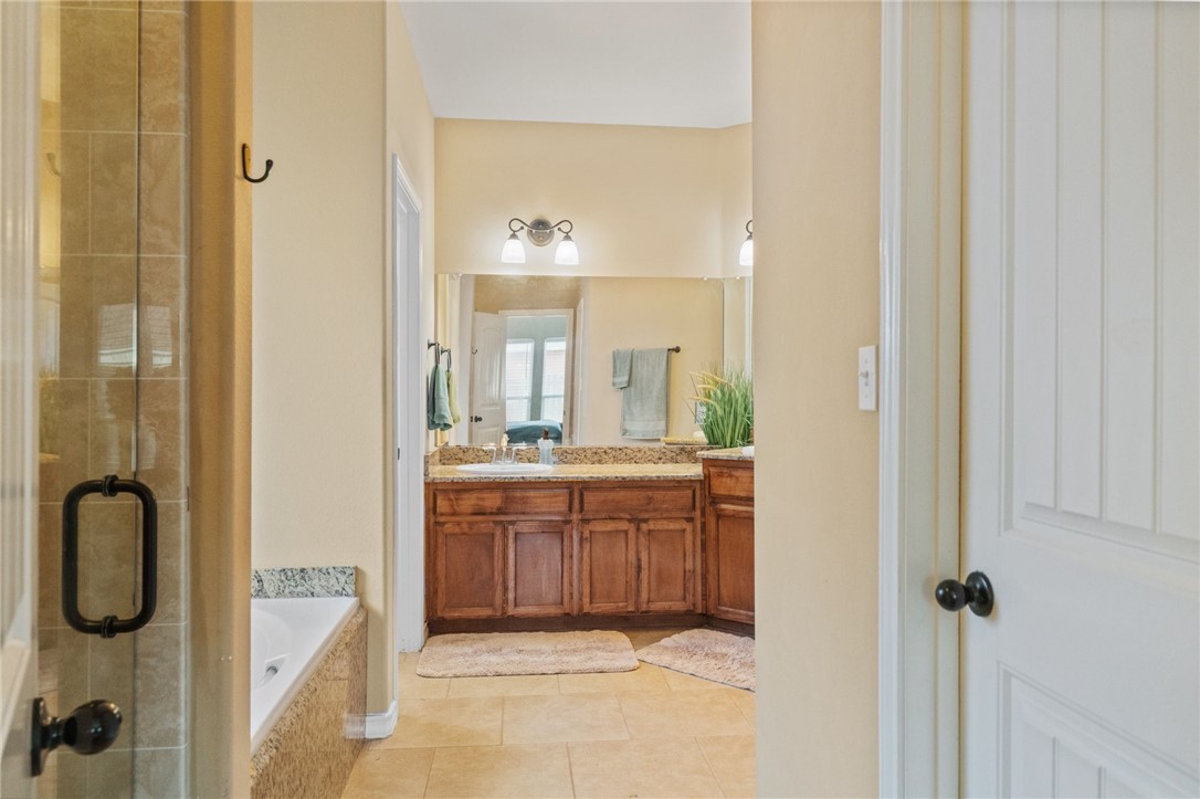 14826 Columbia River Drive Corpus Christi TX 78410