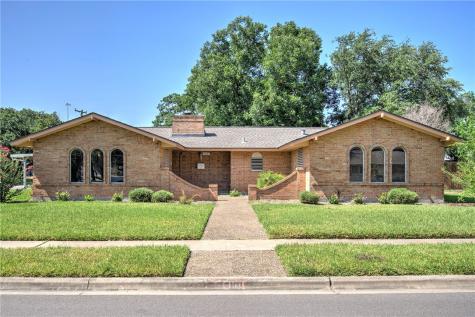 5801 San Saba Drive Corpus Christi TX 78407