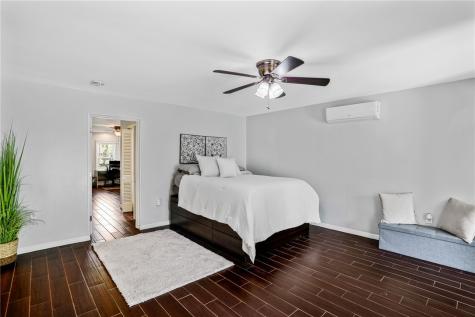 1221 W Henrietta Avenue Kingsville TX 78363