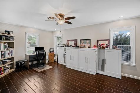 1221 W Henrietta Avenue Kingsville TX 78363