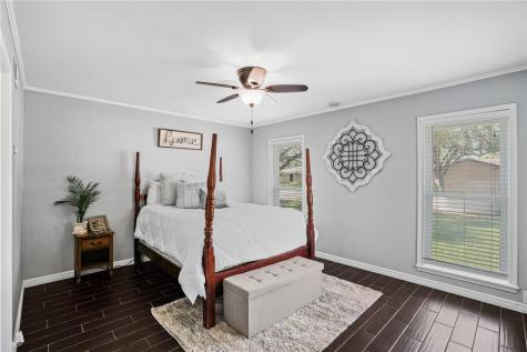 1221 W Henrietta Avenue Kingsville TX 78363
