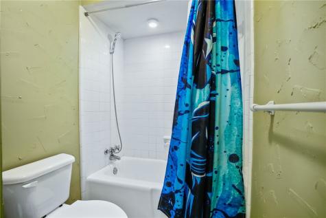 1221 W Henrietta Avenue Kingsville TX 78363