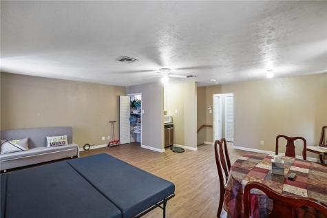 1221 W Henrietta Avenue Kingsville TX 78363