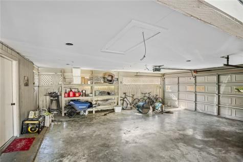 1221 W Henrietta Avenue Kingsville TX 78363