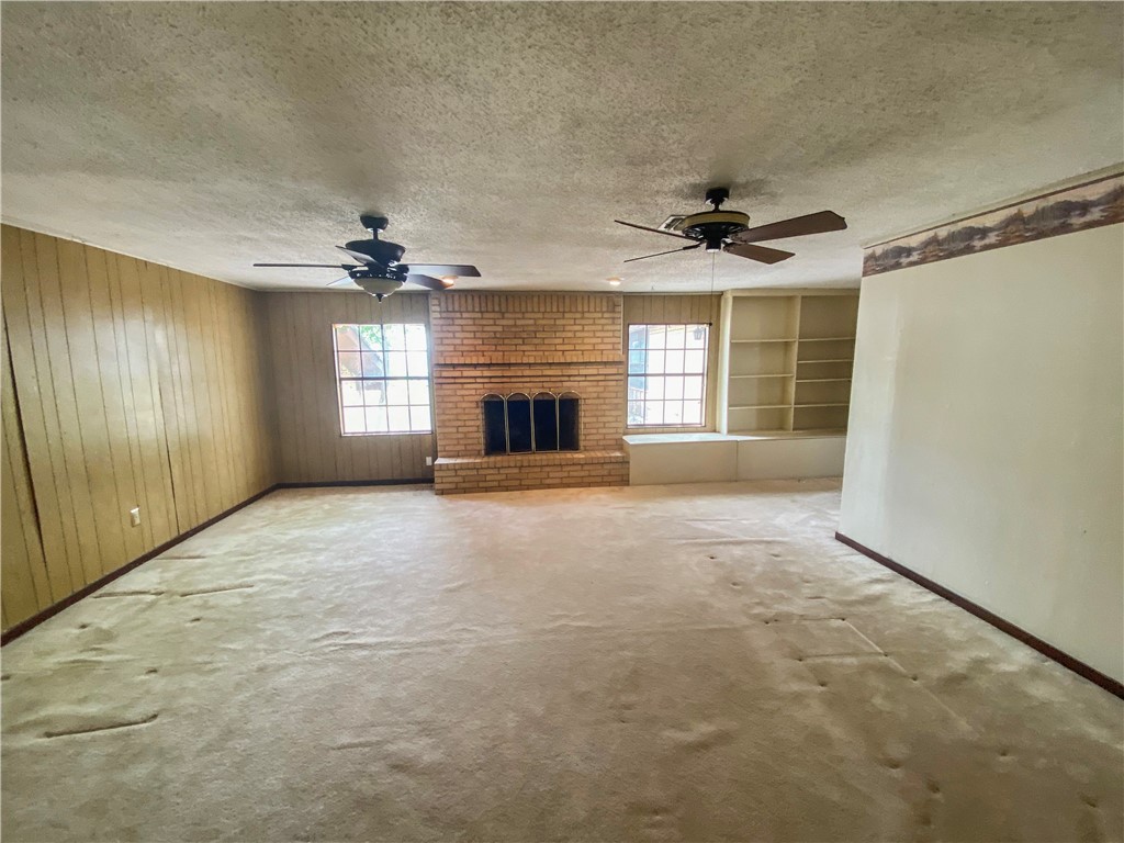 908 Fannin Street George West TX 78022