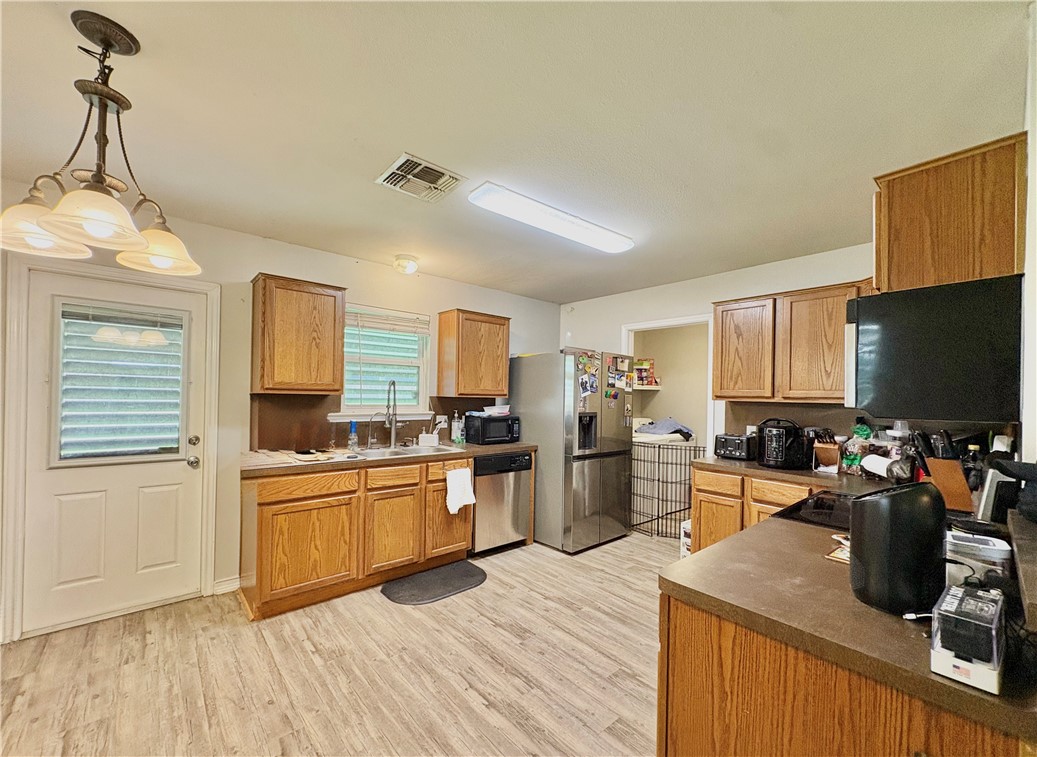 1709 Chisolm Trai Corpus Christi TX 78410