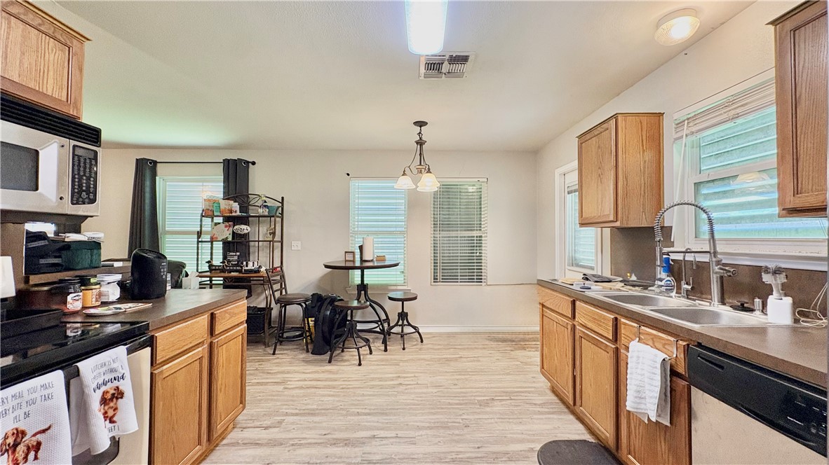 1709 Chisolm Trai Corpus Christi TX 78410