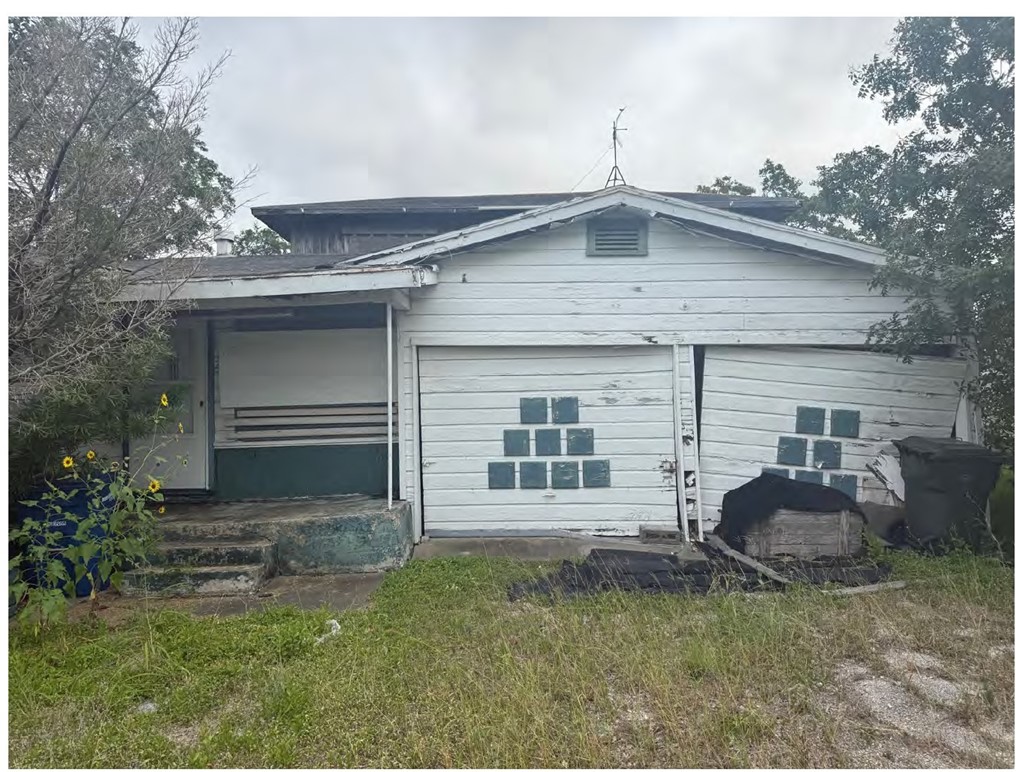 2747 Nemec Street Corpus Christi TX 78415