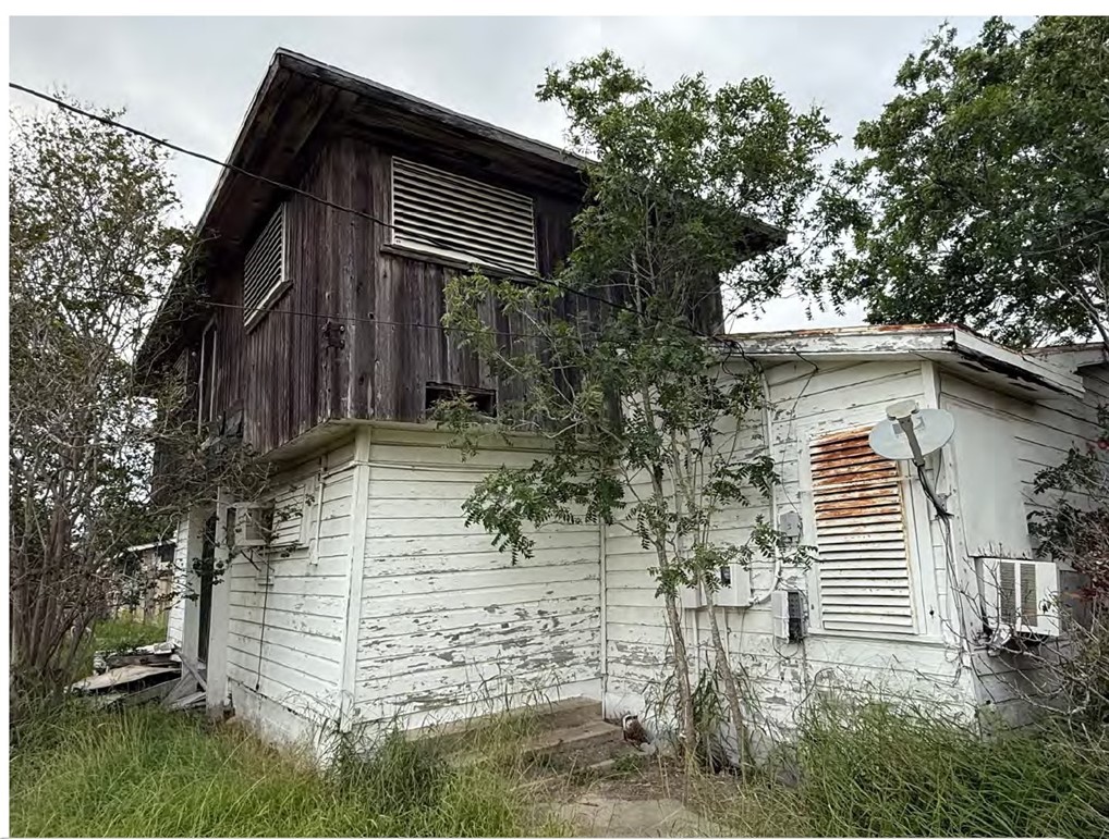 2747 Nemec Street Corpus Christi TX 78415