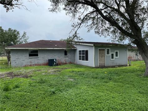 785 S County Road 305 Orange Grove TX 78372