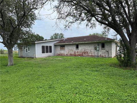 785 S County Road 305 Orange Grove TX 78372