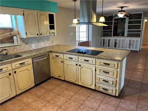 785 S County Road 305 Orange Grove TX 78372