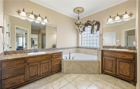 15009 Lake Mead Robstown TX 78380