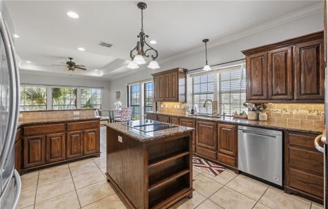 15009 Lake Mead Robstown TX 78380