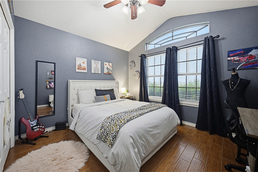 11921 Yellow Oak Avenue Corpus Christi TX 78410