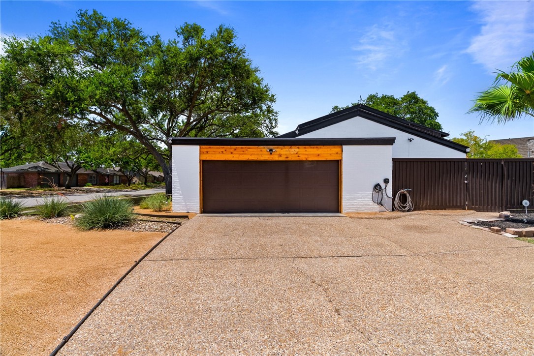 5326 Saint Andrews Drive Corpus Christi TX 78413