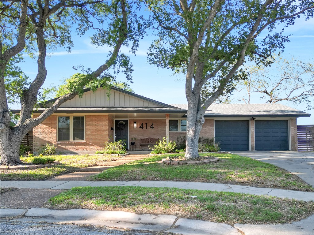 414 Sharon Drive Corpus Christi TX 78412