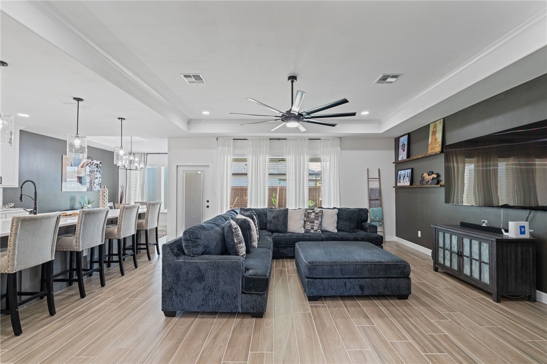 7833 Houshang Drive Corpus Christi TX 78414
