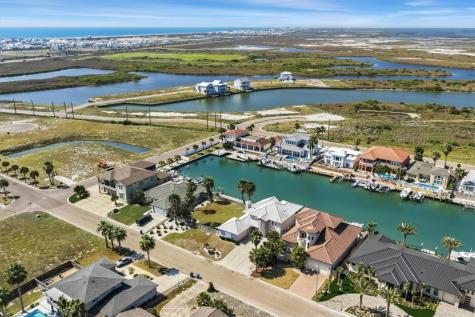 325 Mustang Boulevard Port Aransas TX 78373