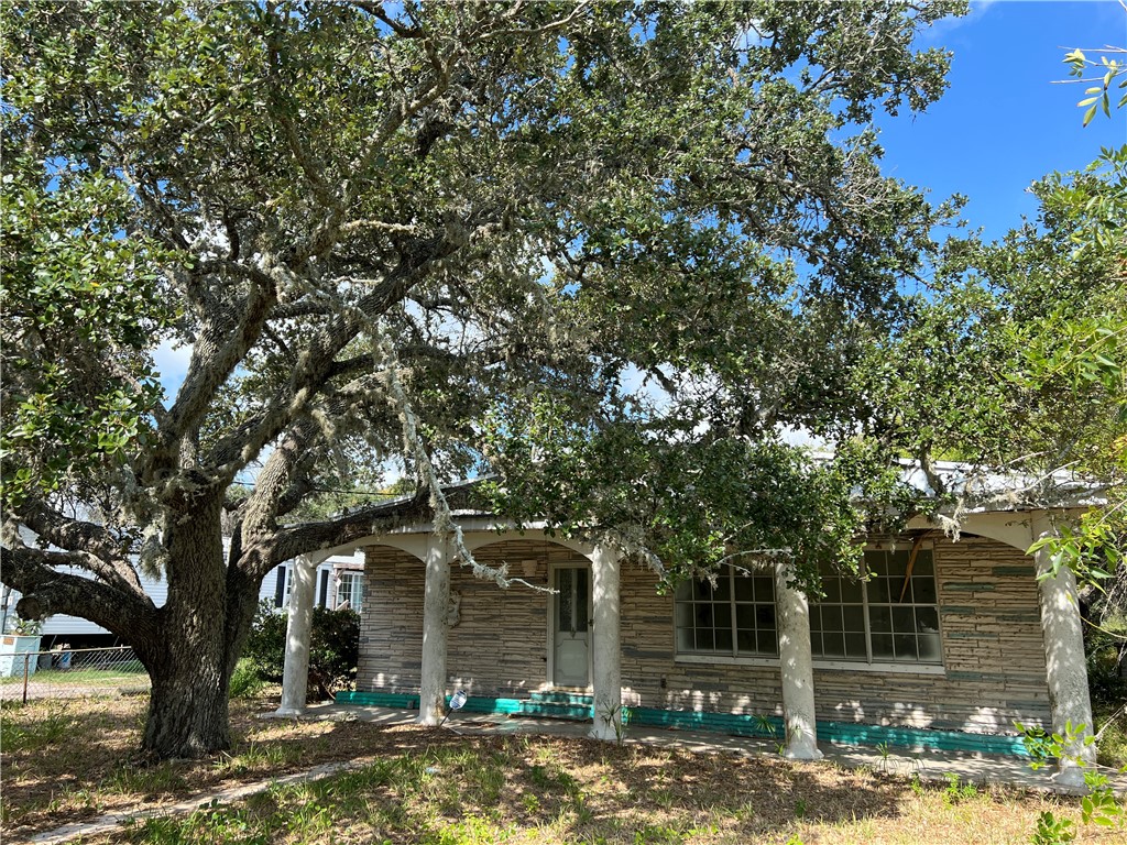 1146 N Mccampbell Street Aransas Pass TX 78336