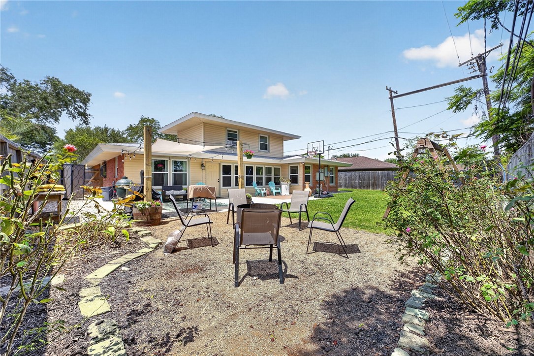 609 Peerman Place Corpus Christi TX 78411