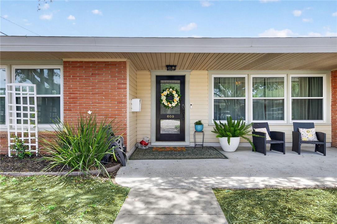 609 Peerman Place Corpus Christi TX 78411