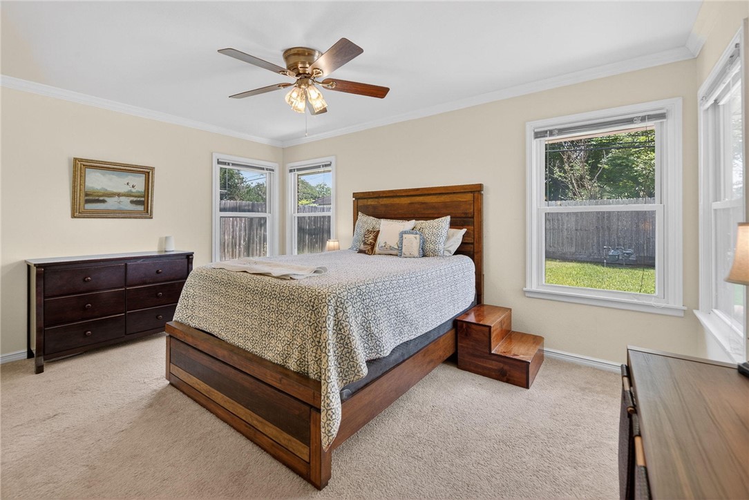 609 Peerman Place Corpus Christi TX 78411