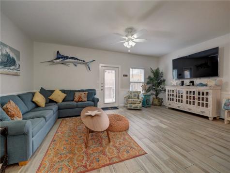 1813 S 11th 502 Port Aransas TX 78373