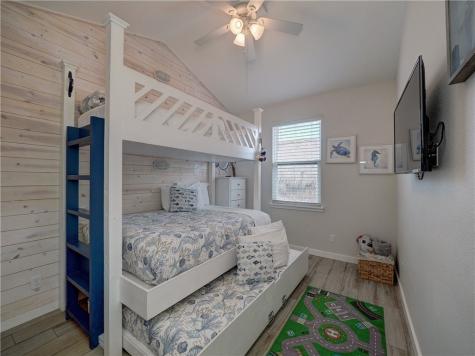 1813 S 11th 502 Port Aransas TX 78373