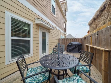 1813 S 11th 502 Port Aransas TX 78373