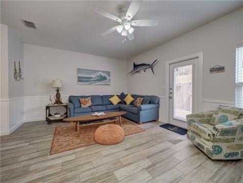 1813 S 11th 502 Port Aransas TX 78373