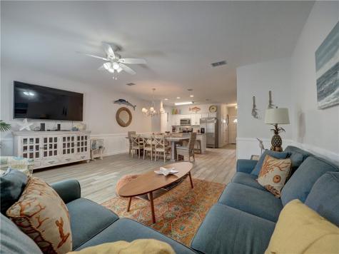 1813 S 11th 502 Port Aransas TX 78373