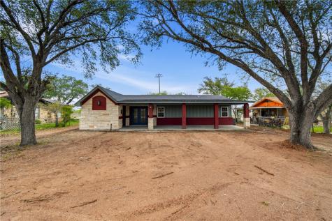 609 W Panpama Drive San Diego TX 78384