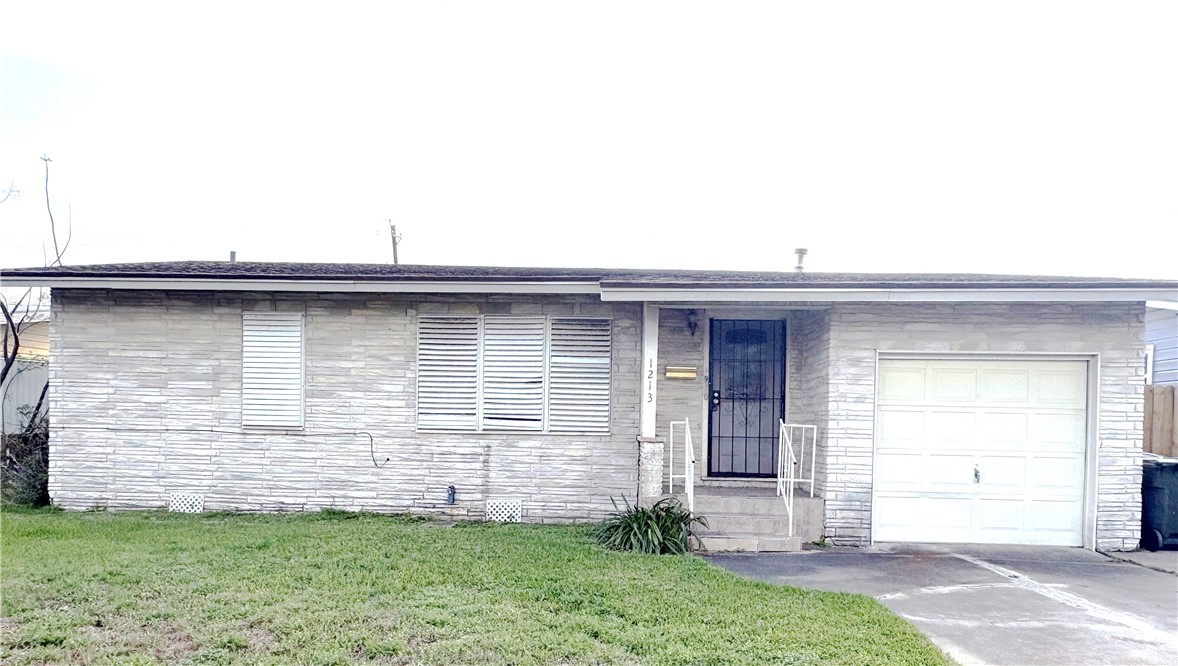 1213 Belmeade Drive Corpus Christi TX 78412