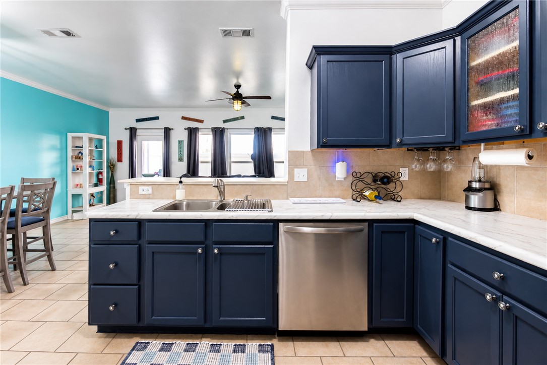 14901 Windward Drive 402 Corpus Christi TX 78418