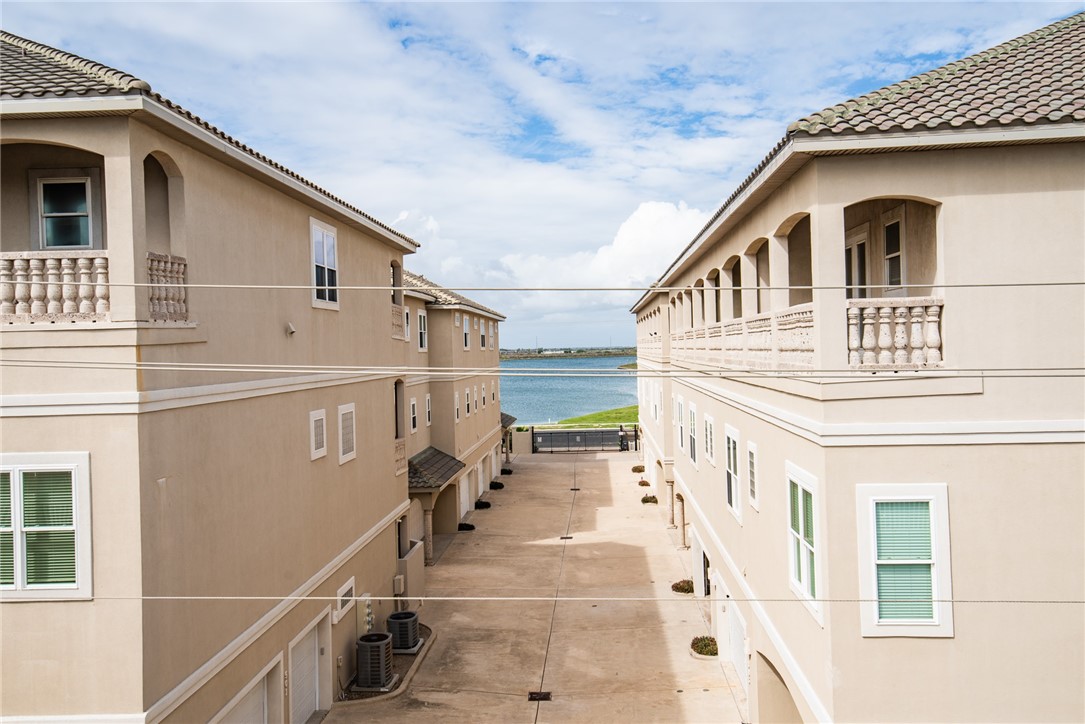 14901 Windward Drive 402 Corpus Christi TX 78418