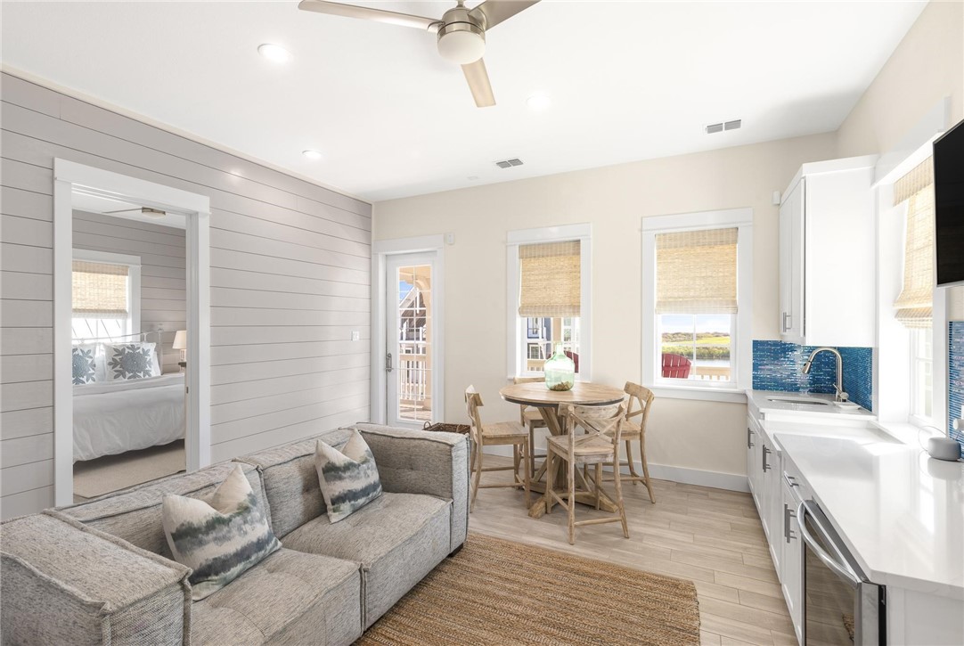 135 Sunrise Avenue Port Aransas TX 78373
