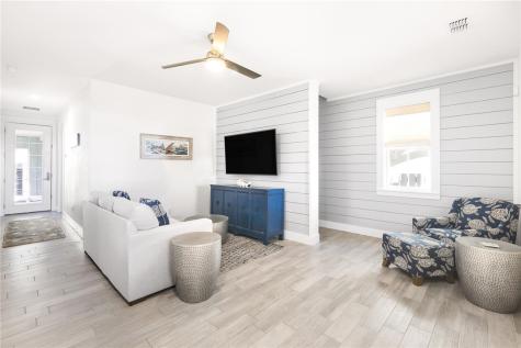 135 Sunrise Avenue Port Aransas TX 78373