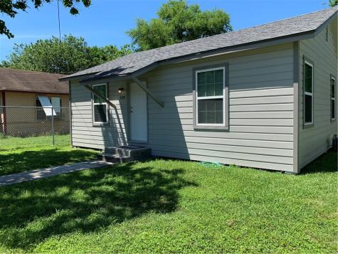 120 Clemmer Street Corpus Christi TX 78415