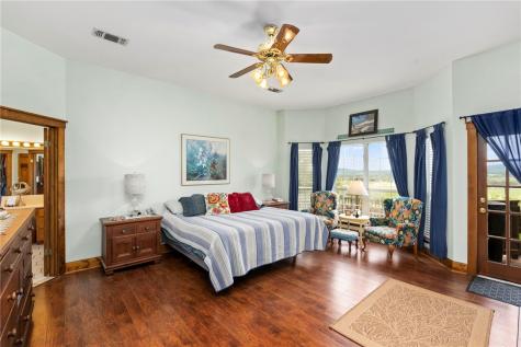 125 Northlake Cove Lakehills TX 78063