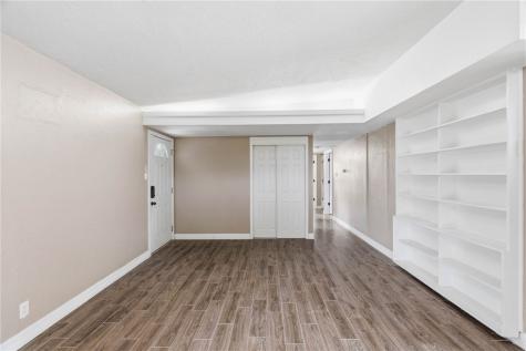 725 Santa Barbara Drive Kingsville TX 78363