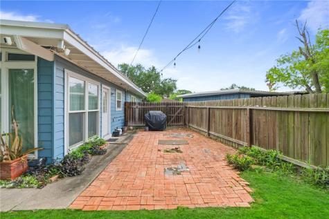 725 Santa Barbara Drive Kingsville TX 78363