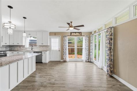 725 Santa Barbara Drive Kingsville TX 78363