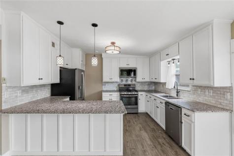 725 Santa Barbara Drive Kingsville TX 78363