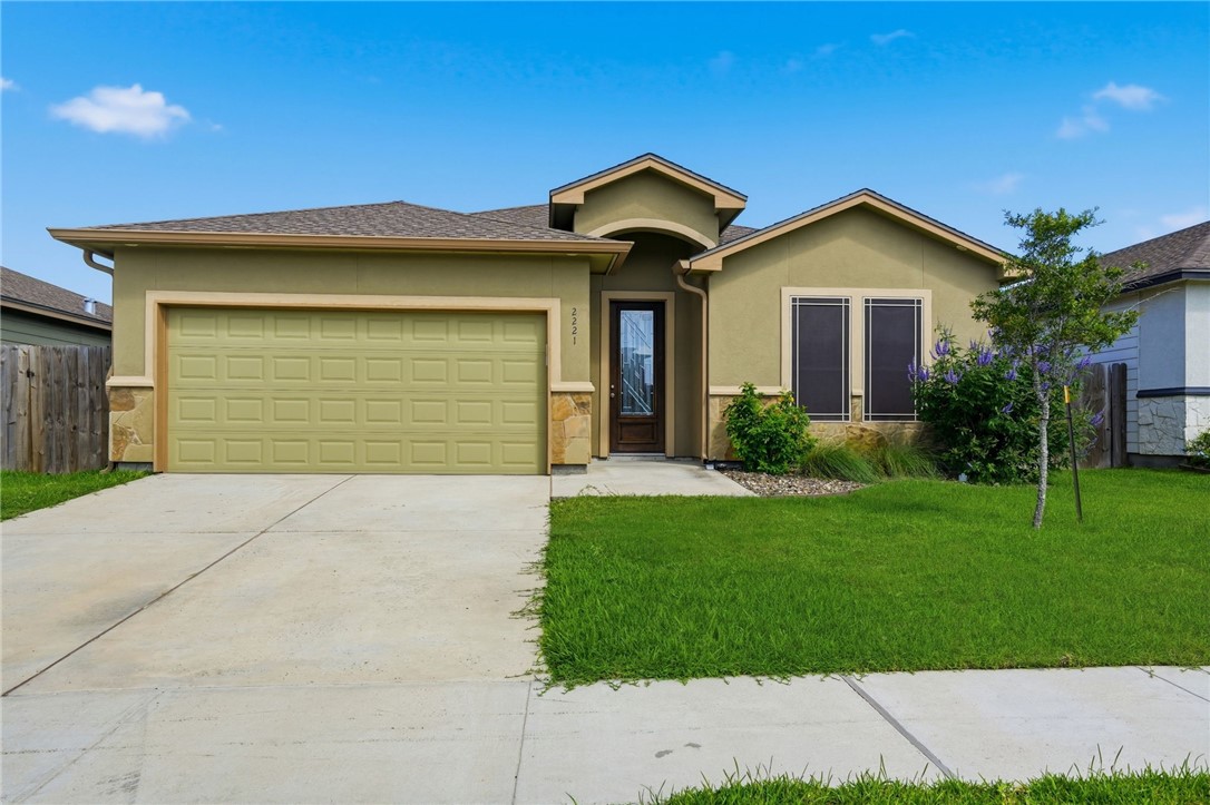 2221 Cuarzo Drive Corpus Christi TX 78414