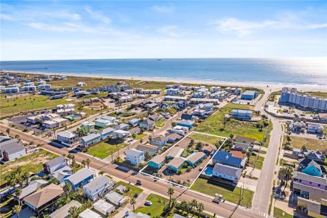 1607 S 11th Street Port Aransas TX 78373